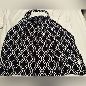 Boppy nursing cover